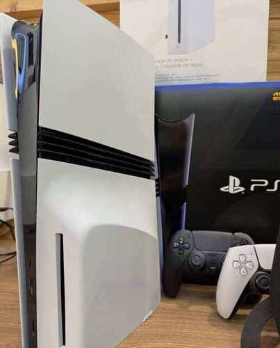 New 5 Pro Slim TV Game Console 2TB Wireless 2.4GHz Connection Supports Multi-Languages