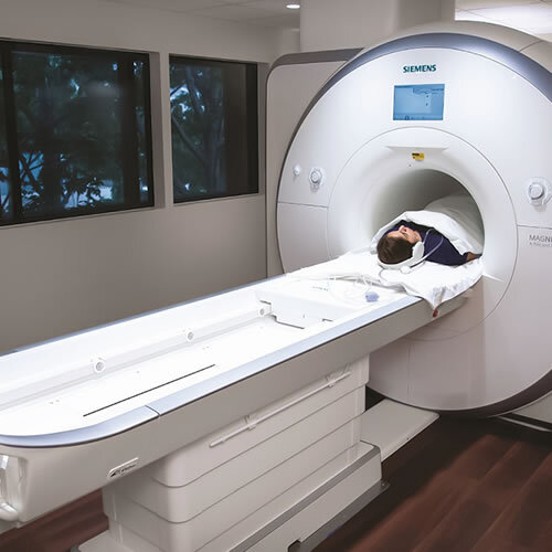 Siemens Magnetom Superconducting MRI Machine