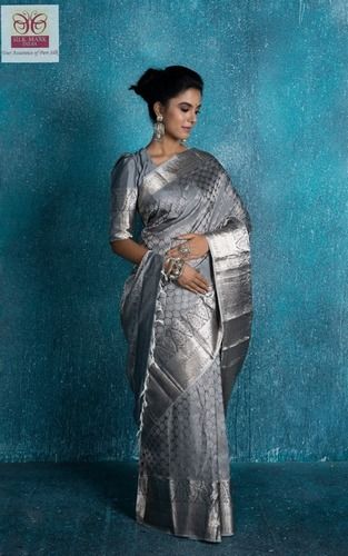 Buy HOUSE OF BEGUM Women Handwoven White Kubera Pattu Saree with Unstitched  Blouse online