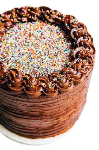 Mouth-Melting And Soft Round Shaped Chocolate Cake For Birthday Or Other Occasions Fat Contains (%): 1 Microgram (Mcg)