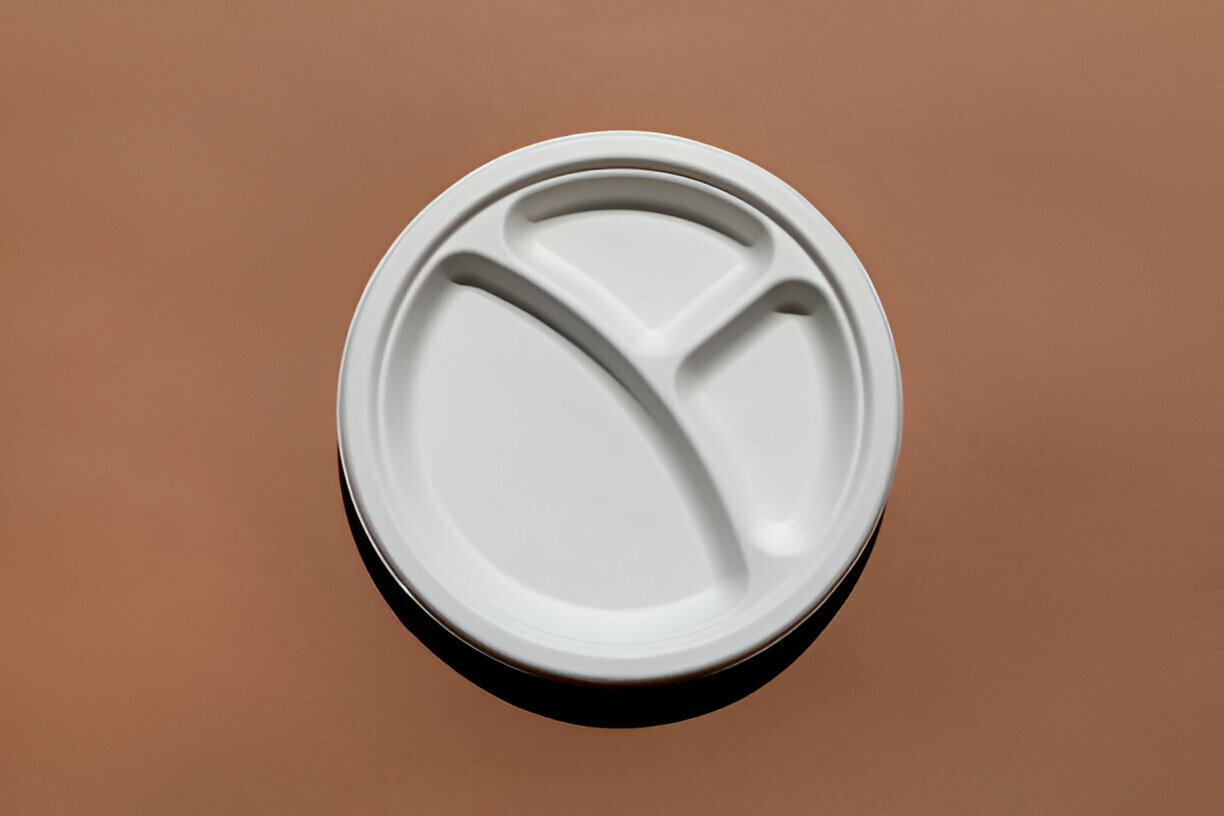 9 Inch 3 Section Round Disposable Bagasse Plate - Color: White/ Of-White