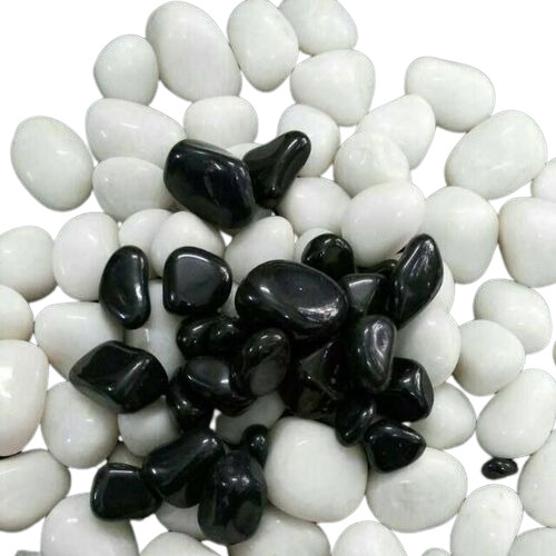 White Pebbles And Black Machine Polished Mix Pebbles Stone For Decoration Application - Artificial Stone Type: Solid Surface