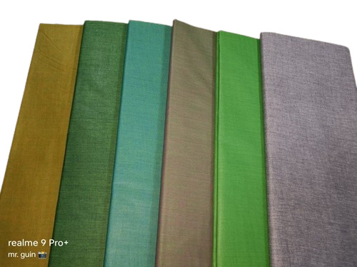 100% Cotton Handloom Fabric - Mixed Colors, Tear-Resistant, Suitable for All Seasons, Ideal for Dress Making