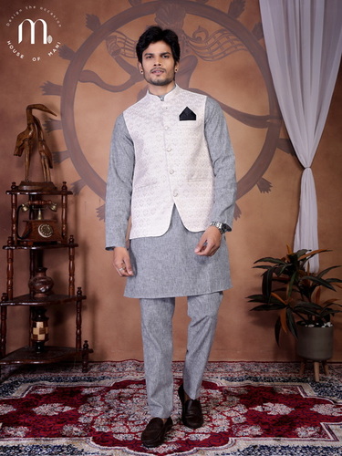 Men's Ethnic Wear Classic Off White Jacquard Nehru jacket