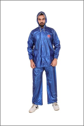 Safari Raincoat With Adjustable Hood