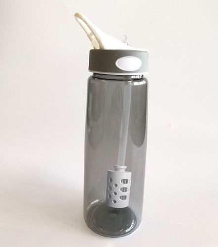 जल शोधन समारोह के साथ एंटी बैक्टीरियल कैम्पिंग प्लास्टिक BPA फ़िल्टर पानी की बोतलें 