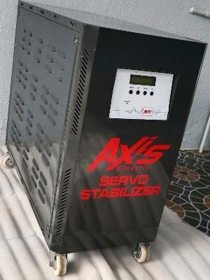  10kVA सिंगल फेज सर्वो वोल्टेज स्टेबलाइजर 