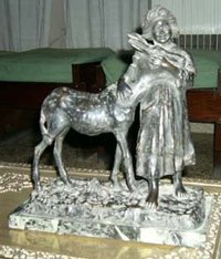 Figurines