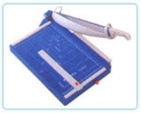 HEAVY DUTY SCREW MOUNTED CLEAN CUT CUTTER