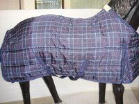 Stable Rugs