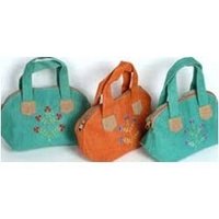 Trendy Embroidered Bag
