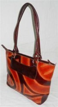 All Time Usable Leather Handbag