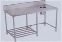 Solid Dish Landing Table