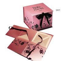 Collapsible Gift Box
