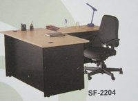 SF2204 Senior Executive Table