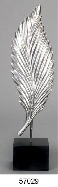 Fancy Leaf Wall Decor