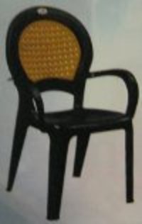 Attractive Plastic Chair (Vennlig DLX)