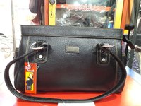 Durable Ladies Leather Handbag