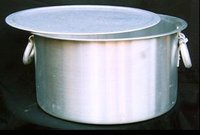 Aluminium Pots Top Flat Bottom With Lock Type Handle