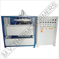 Automatic Vacuum Forming Machine with Share Cut