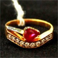 Stylish Look Diamond Gold Ring