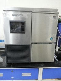 Ice Cube Machine
