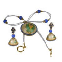 Aesthetic Paper Quelling Circular Shape Cream Blue Color And Print Green Color Peacock Wing On Pendant Necklace Set