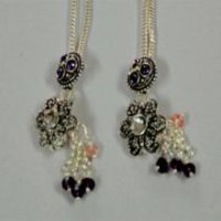 Silver Polished Anklets With Black Flower Payal