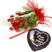 Red Roses And Chocolates Cake