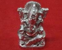 Parad Statue