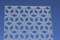 Sandblasted On Extra Clear Glass - Positive AP Intercrossing