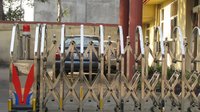 Retractable Gates