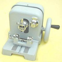ROTARY MICROTOME