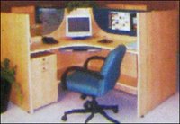 Modular Computer Table