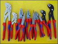 Pliers