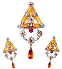 Diamondy Jewellery And Onex With Captivating Colourstones