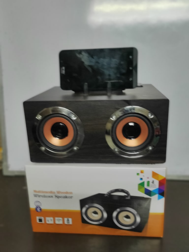 Zoom Star Thunder Wireless Speaker Assorted, 135 W