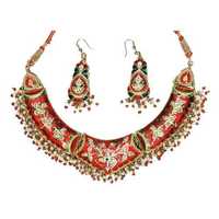 Lac Necklace Set