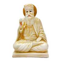 Guru nanak statue