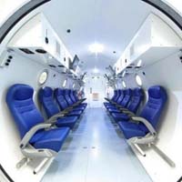 Hyperbaric oxygen therapy chamber