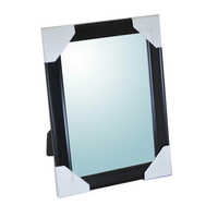 Plastic picture frame