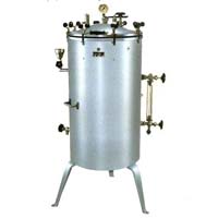 Vertical sterilizer