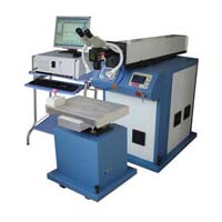 Automatic laser welding machine
