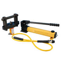Hydraulic flange spreader