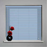 Sandwich glass blind