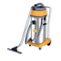 Steam vacuum cleaner