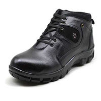 Lightweight safety shoes