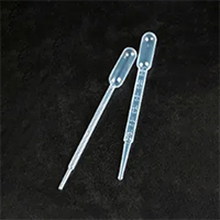 Plastic pipette