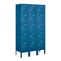 Swimming pool lockers