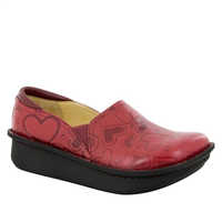 Nursing shoes
